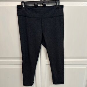 Zella Cropped Black Leggings with mesh. Size M.